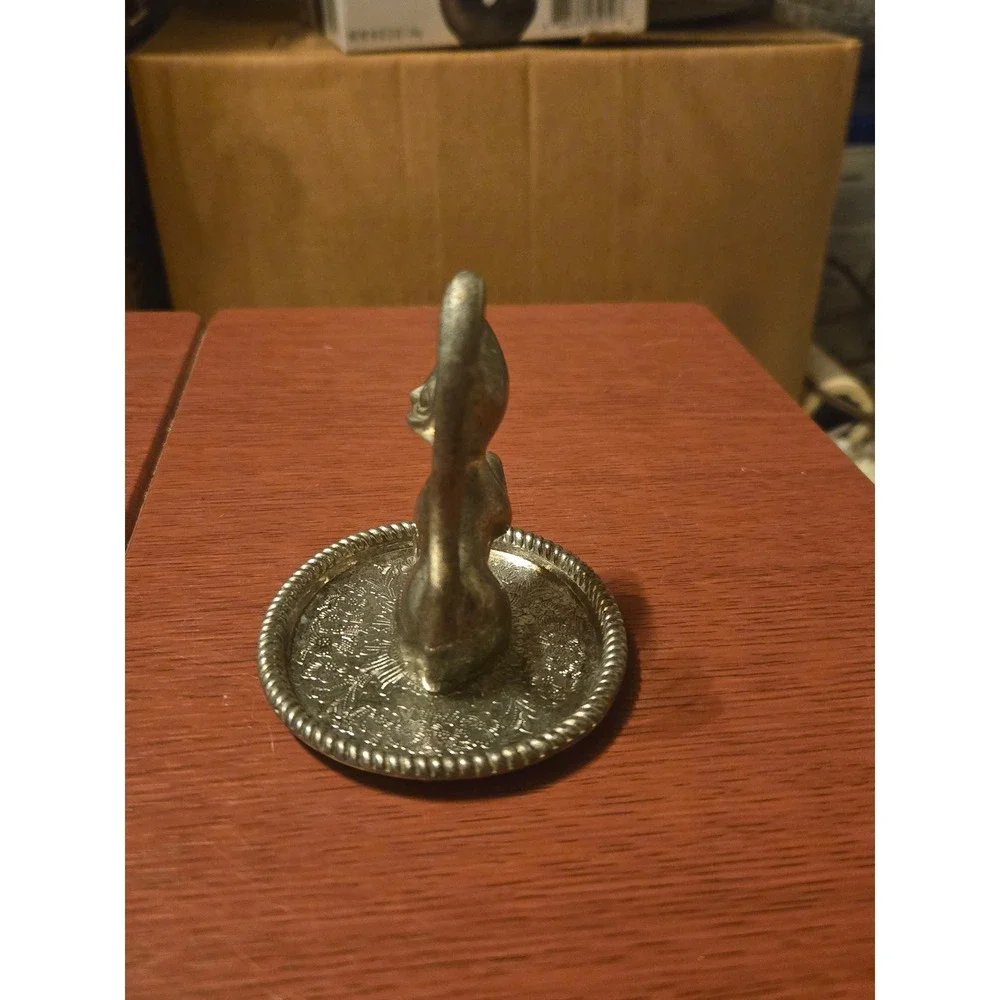 Vintage Silver Tone Metal Cat Ring Holder Trinket Dish Floral Etched Base